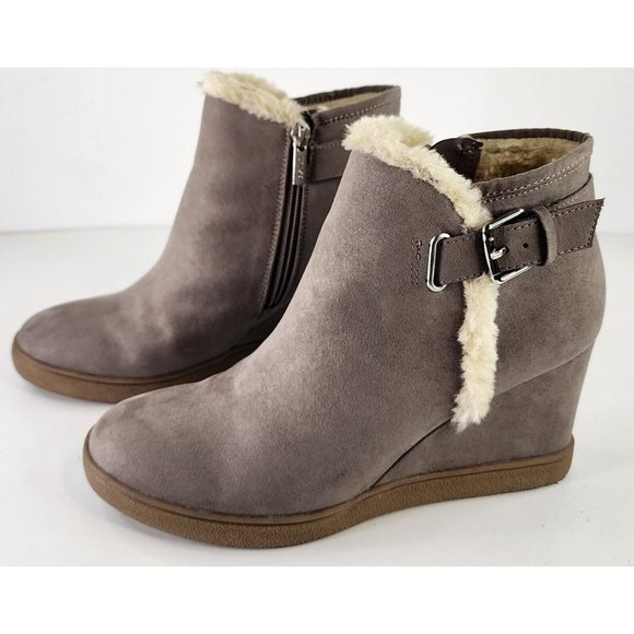 Unisa Boots Womens Size 8.5M Mobii Gray Faux Suede Buckle Momcore Wedge Bootie - Picture 4 of 13